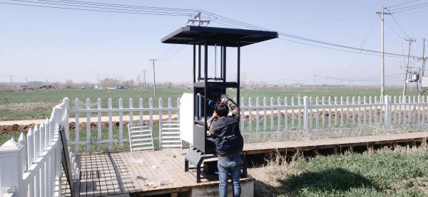 托普云農(nóng)植保開燈巡檢行動