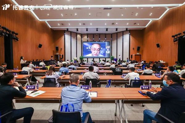 農(nóng)業(yè)農(nóng)村部信息中心王小兵主任致辭